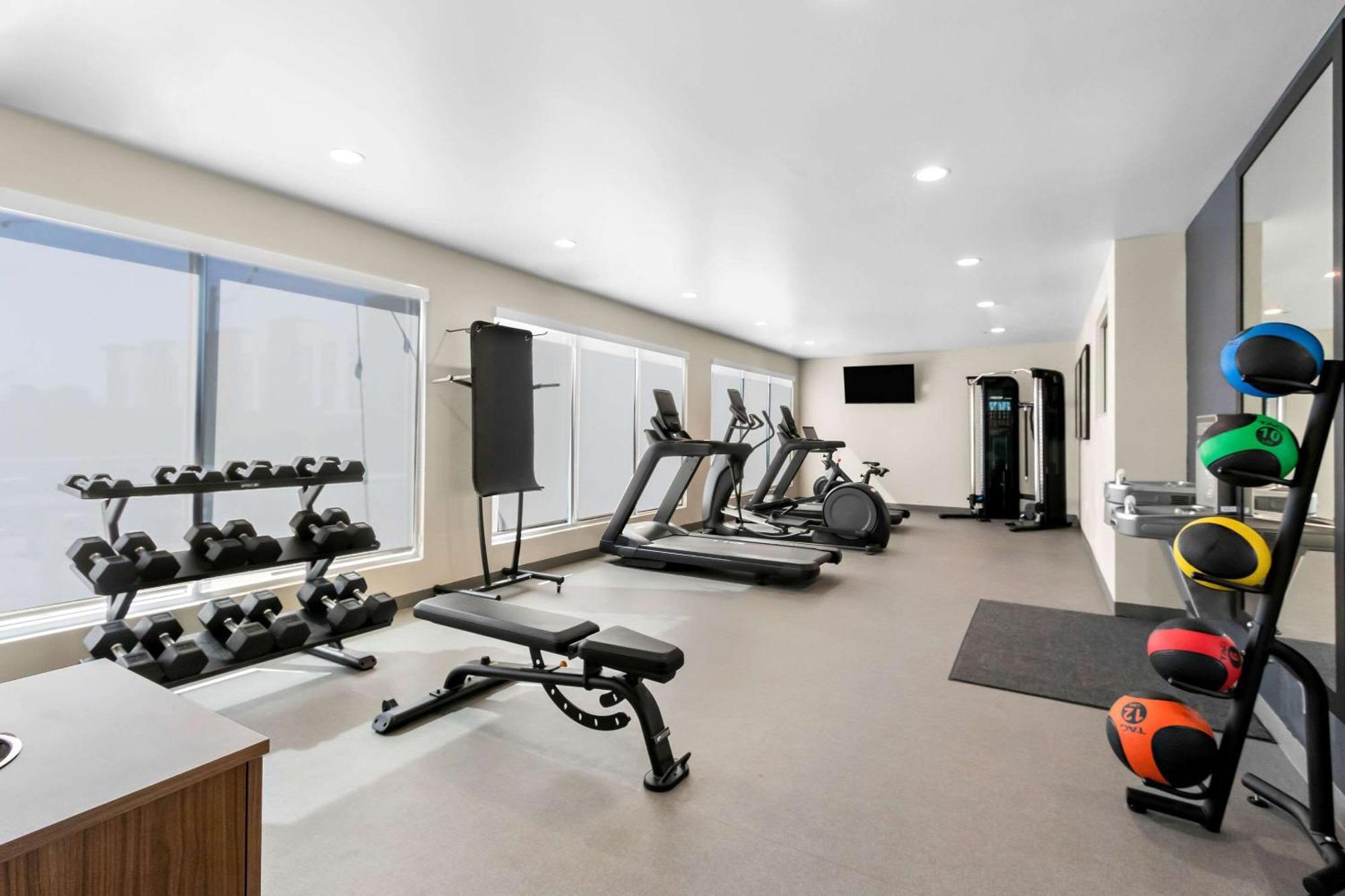 Everhome Suites Glendale Sports Entertainment District Eksteriør bilde